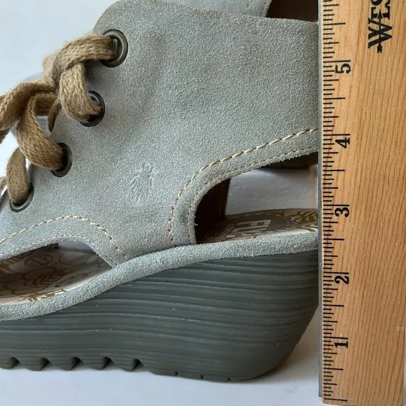 Fly London laceUp sandal comfortable size 36 Fly London comfort walking shoe