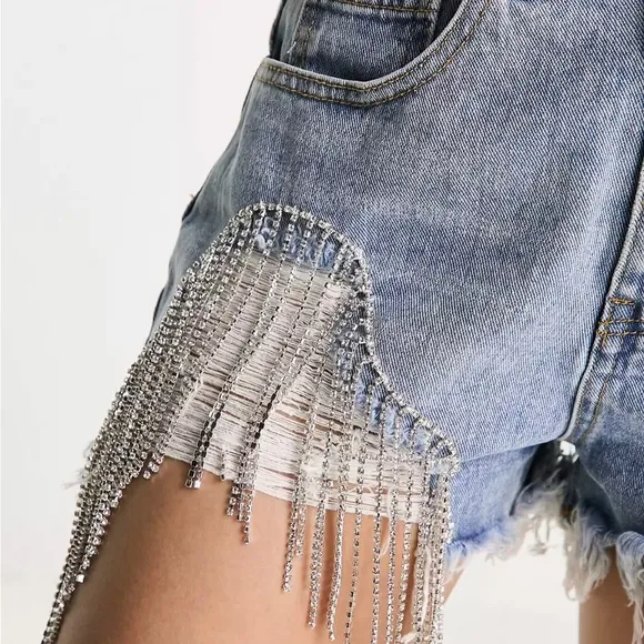 Forever 21 Women’s Diamond Tassels Distressed Blue Wash Denim Shorts