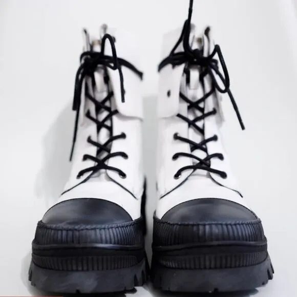 Free People Goldie Lug Sole Lace-Up Boots Black and White Size 8 Women`s