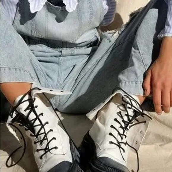 Free People Goldie Lug Sole Lace-Up Boots Black and White Size 8 Women`s