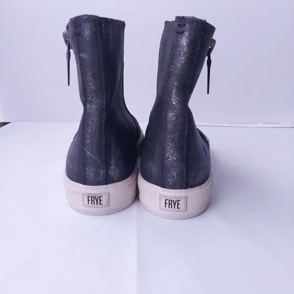Frye Gia Lug Zip Black Shimmer Bootie Women's Sz 9.5