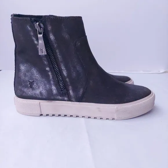 Frye Gia Lug Zip Black Shimmer Bootie Women's Sz 9.5