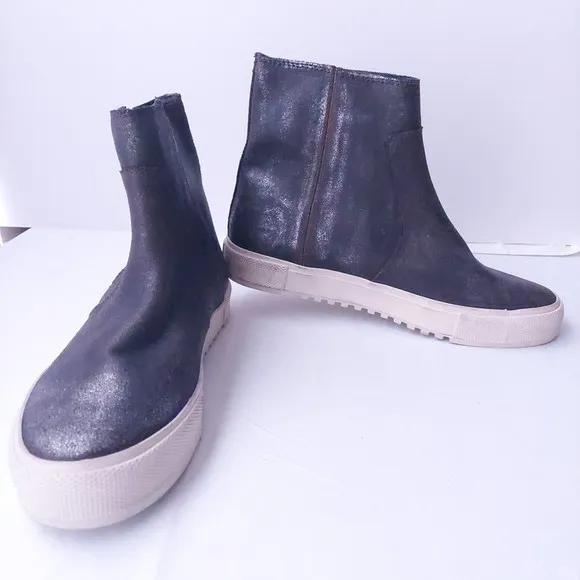 Frye Gia Lug Zip Black Shimmer Bootie Women's Sz 9.5