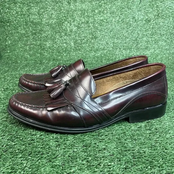 GH Bass &amp; Co. Weejuns Shoes Men Burgundy Tassel Loafers Leather Casual Size 12