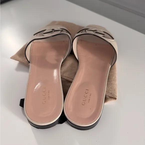 Gucci Cream Mules Sleek Design
