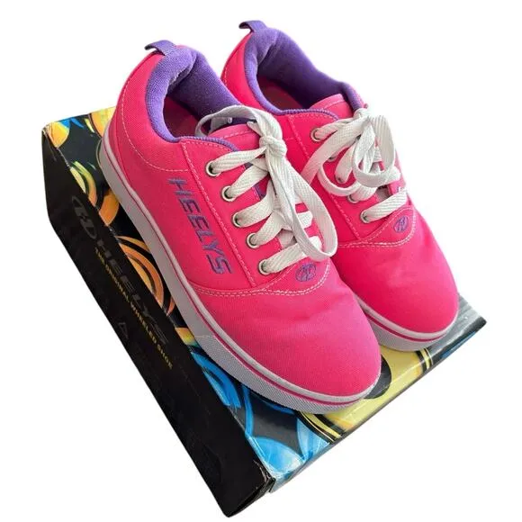 Heelys Pro 20 Sneaker In Pink Size 4 Youth
