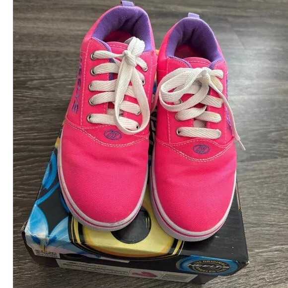 Heelys Pro 20 Sneaker In Pink Size 4 Youth