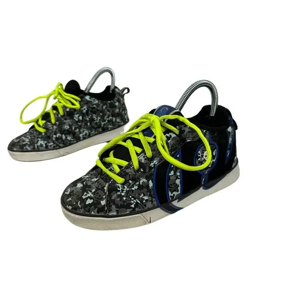 Heelys Youth Size 5 Shoes With Wheels - Skull &amp; Camo Pattern Black/Blue Trim