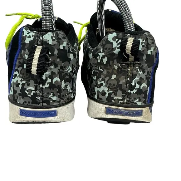 Heelys Youth Size 5 Shoes With Wheels - Skull &amp; Camo Pattern Black/Blue Trim