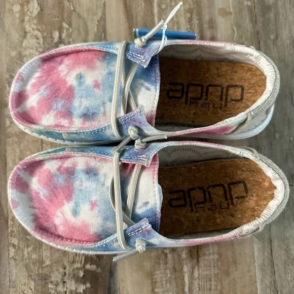 Hey Dude Kids Shoes Wendy Youth Tie Dye Shoes SZ K12 Pastel Casual NWT