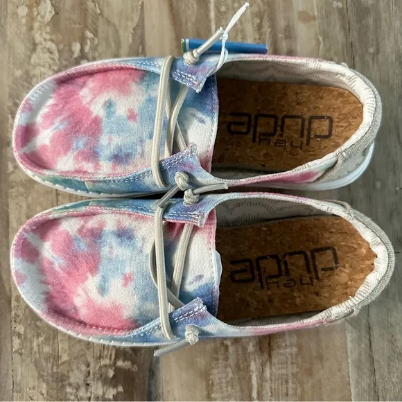 Hey Dude Kids Shoes Wendy Youth Tie Dye Shoes SZ K12 Pastel Casual NWT