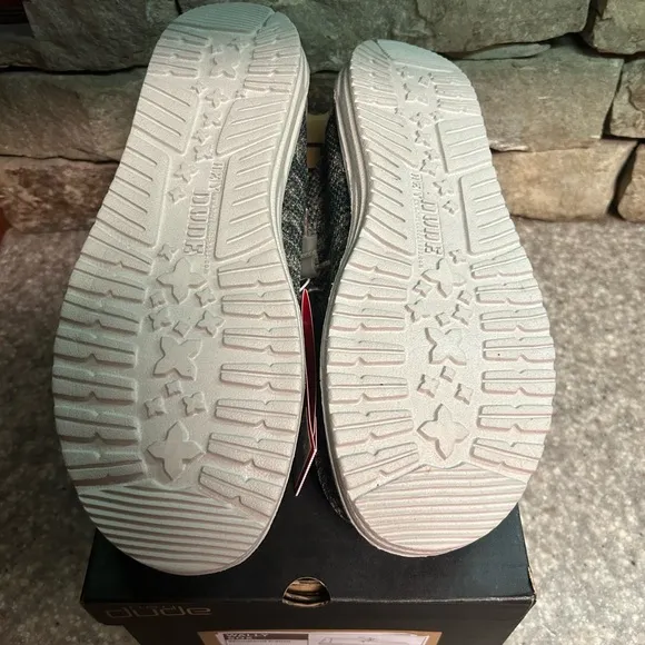 Hey Dude Mens Shoes - Camo NWT