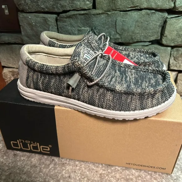 Hey Dude Mens Shoes - Camo NWT