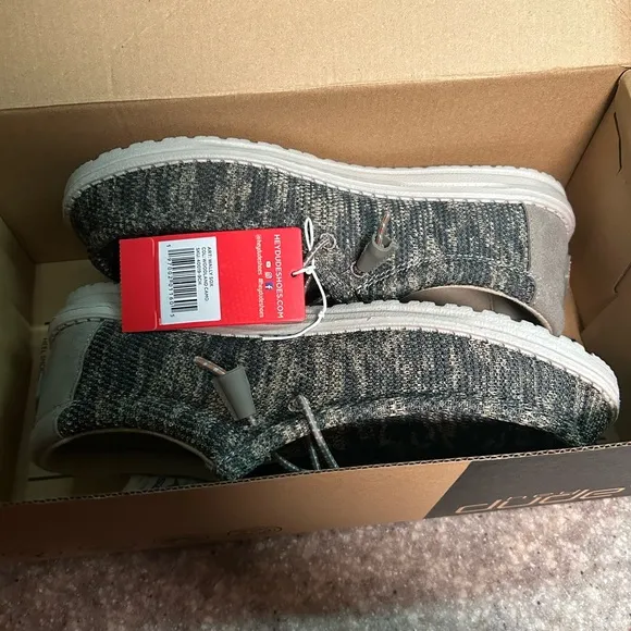 Hey Dude Mens Shoes - Camo NWT