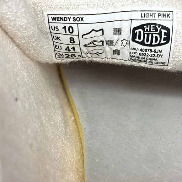 🔥🔥🔥HEY DUDE Wendy Sox Size: 10🔥🔥🔥