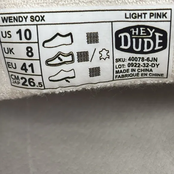 🔥🔥🔥HEY DUDE Wendy Sox Size: 10🔥🔥🔥