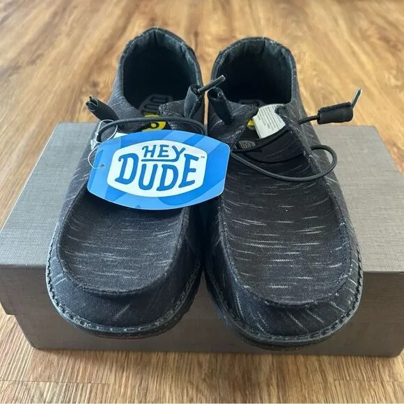 HEY DUDE black casual shoes sneakers women’s 9 new