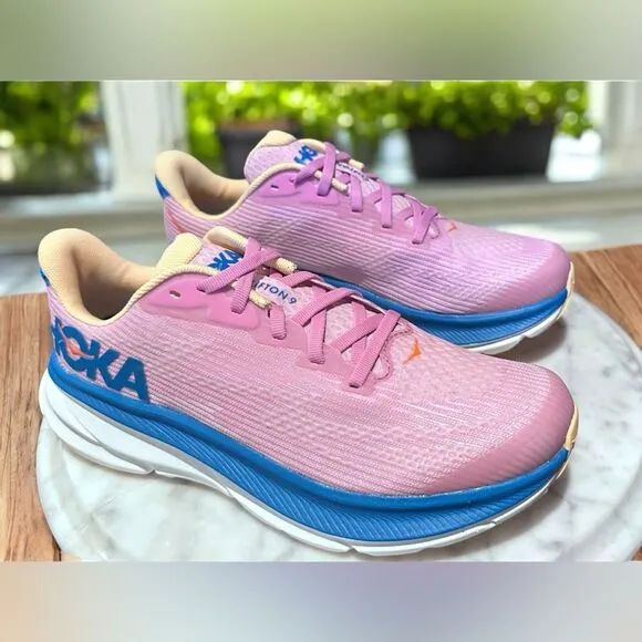 HOKA Clifton 9 Girls' Grade School Supportive Running Shoes Big Kid Size 5
