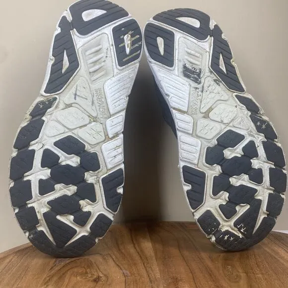 Hoka One One Arahi 6 Mens Black And White Size 11 D Athletic Running Shoes