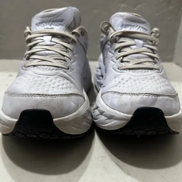 HOKA ONE ONE  Bondi Sr Womens White Leather Shoes Size 10