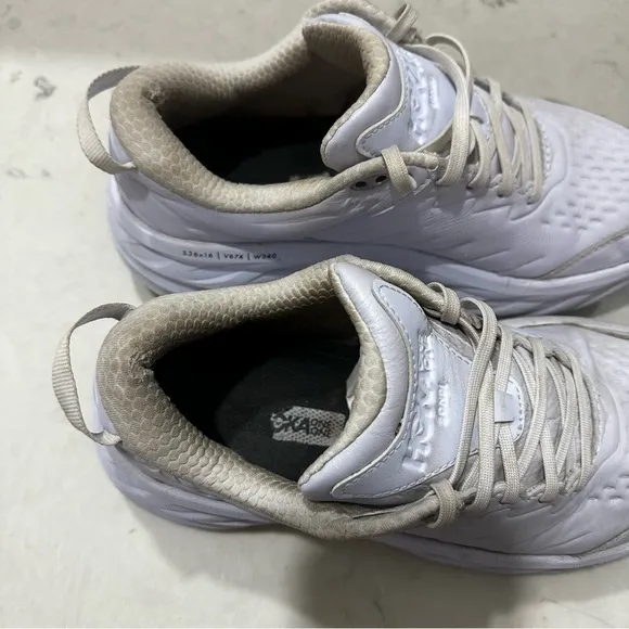 HOKA ONE ONE  Bondi Sr Womens White Leather Shoes Size 10