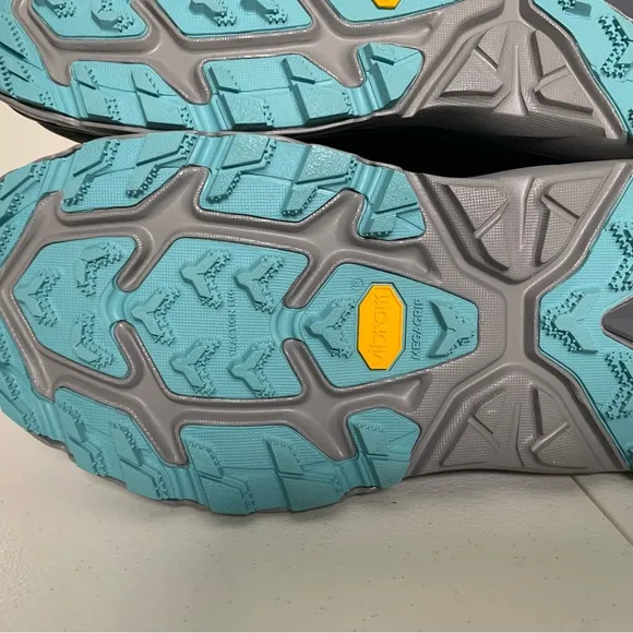 Hoka One One KAHA 2 GTX 1123156 CCSH Gore-Tex Mid Vibram Hiking Boots Shoes 9B