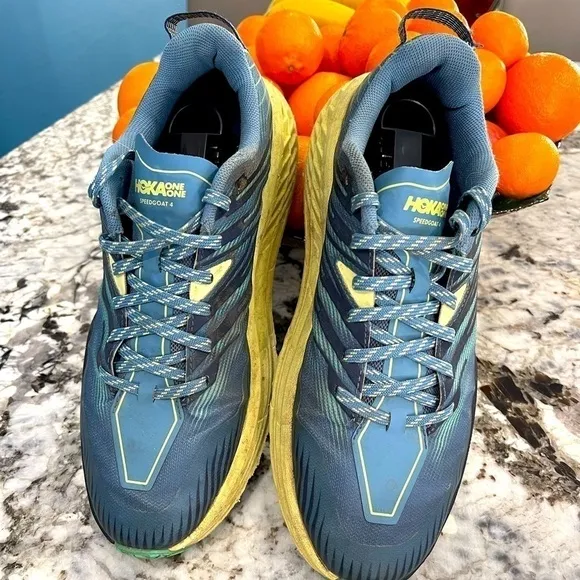 Hoka One One Speedgoat Running Shoes woman’s size 10.5