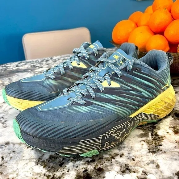 Hoka One One Speedgoat Running Shoes woman’s size 10.5