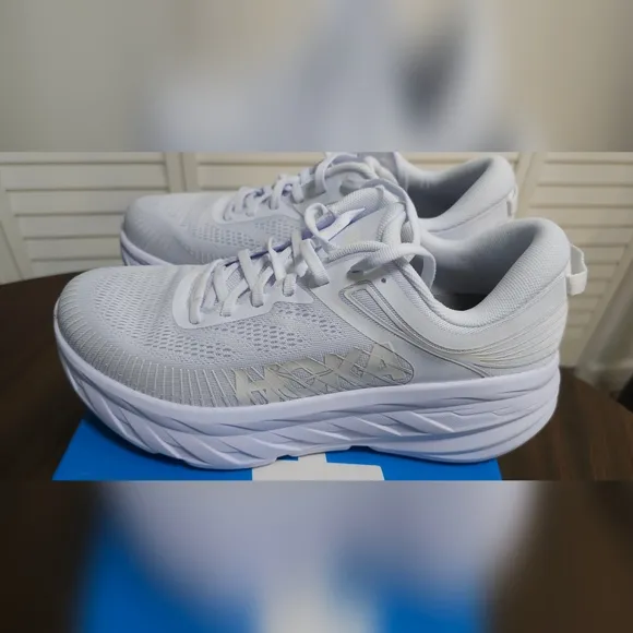 Hoka One One W Bondi 7 Women White $165 SIZE 9 New In Box Supportive Shoes
