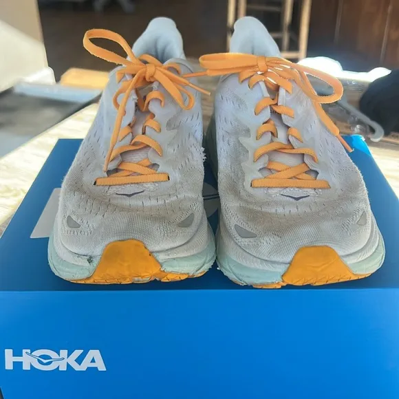 HOKA ONE ONE WMNS  CLIFTON 8 LACE UP RUNNING TRAINING SHOES blanc de blanc/white
