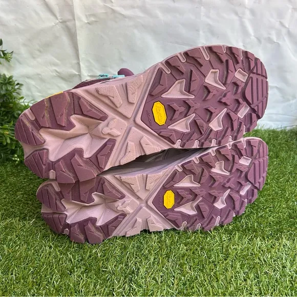 HOKA ONE ONEWomen Anacapa Mid GORE-TEX Hiking Shoes 11 Elderberry/Grape wine👟