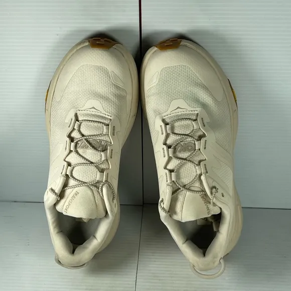 HOKA Transport