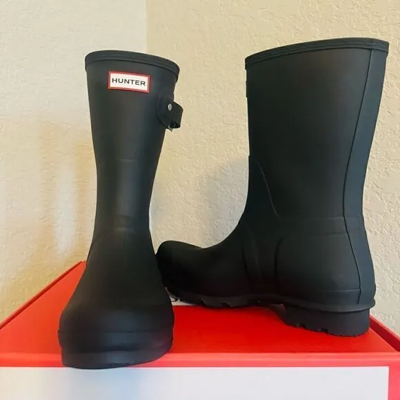 HUNTER Men's Original Short Waterproof Rain Boot, Rubber Black, Size 11, NWT