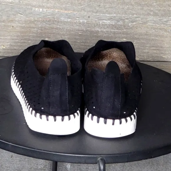 Ilse Jacobsen Women's Iconic Tulip 139 Black Perforated Shoes