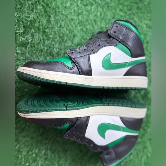 Jordan 1 MidGreen Toe Size 11