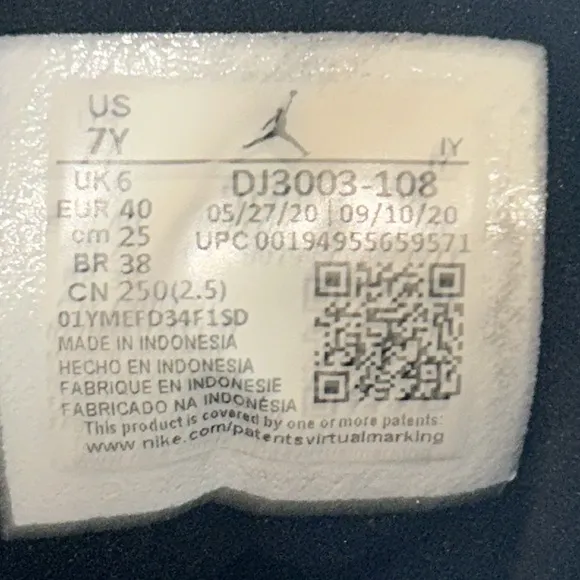 Jordan 13 Retro GS “Starfish” Youth Size 7Y