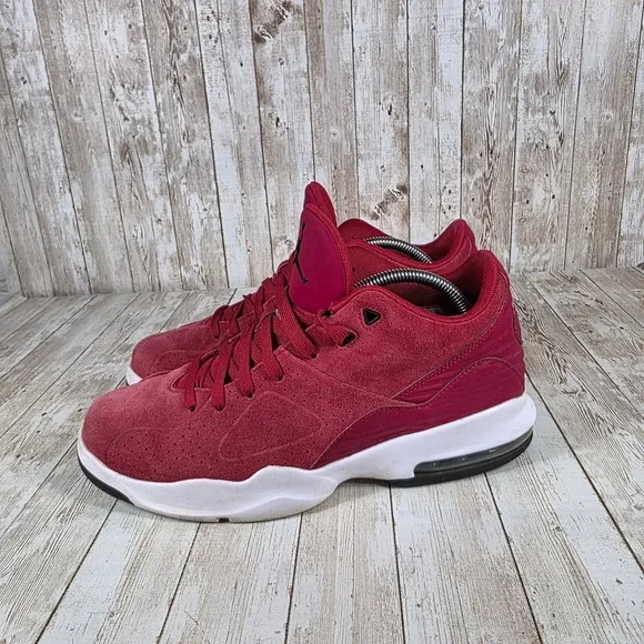 Jordan Basketball Shoes Suede Leather Jumpman Sneakers Athletic Red Size 9
