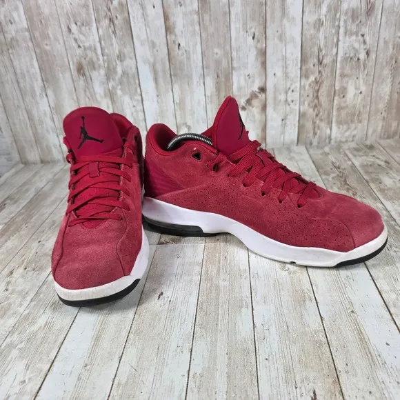 Jordan Basketball Shoes Suede Leather Jumpman Sneakers Athletic Red Size 9