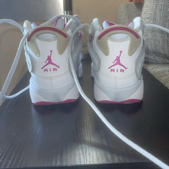 Jordan Youth Dub Zero PSClassic Basketball SneakersWhite,Gray &amp;Pink Size 5Y