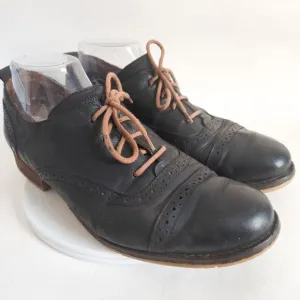 Josef Seibel Black Leather Wingtip Oxford Shoes Womens 9.5 / 41 Lace Up Academia