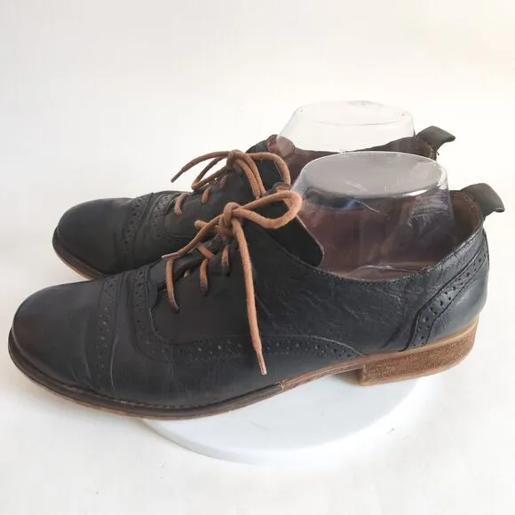 Josef Seibel Black Leather Wingtip Oxford Shoes Womens 9.5 / 41 Lace Up Academia