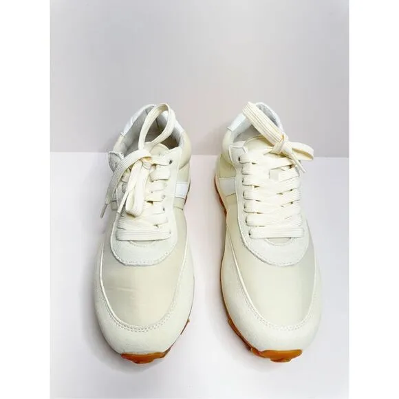 J/Slides Sneakers Size 6 Cream Leather Lifestyle Athletic and Training Shoes NEW