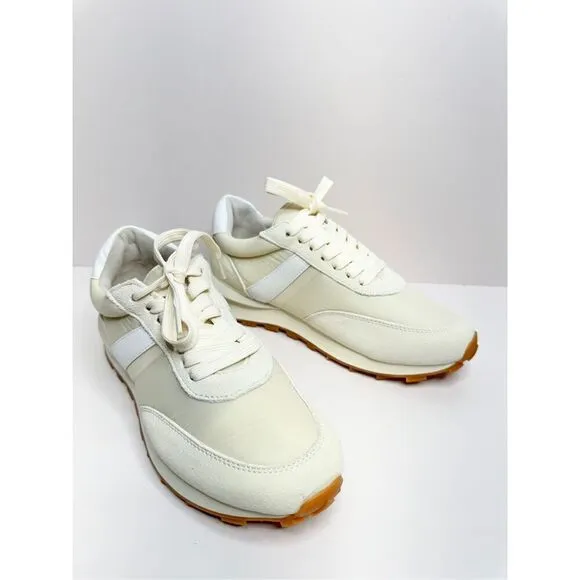 J/Slides Sneakers Size 6 Cream Leather Lifestyle Athletic and Training Shoes NEW