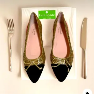 Kate Spade New York Nella Gold Glitter Black Suede slip on Ballet Flat size 8