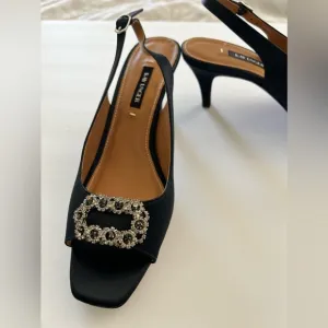 KAY UNGER New York New Slide Back Strap Dress Shoes Size 8.5