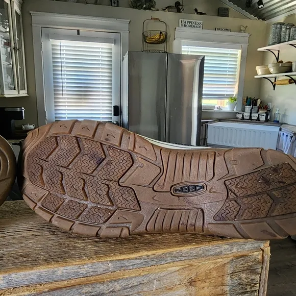 Keen Canvas Slip On Shoes Casual Outdoor Volcanized Shoe Mens 10