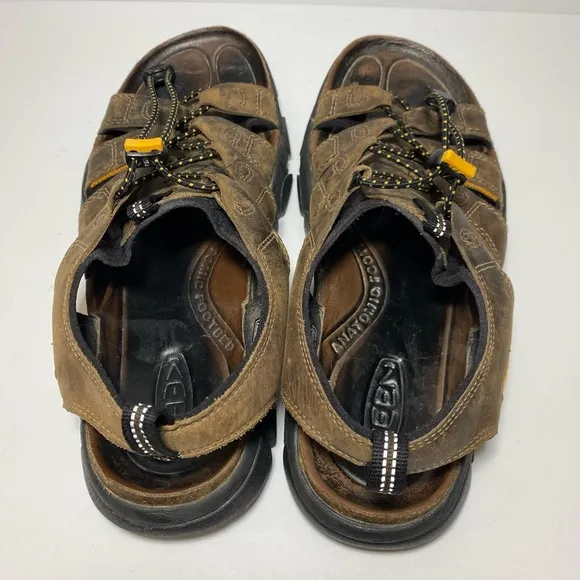 Keen Daytona Fishermen Sandals Men's Size 11 Brown Leather Waterproof Shoes