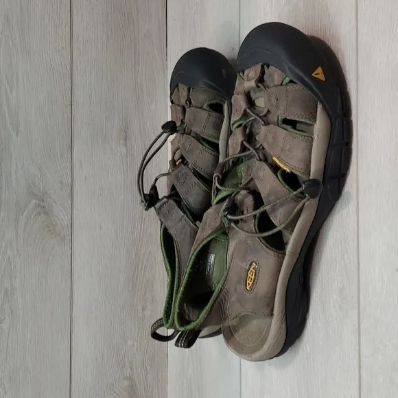 Keen Mens Newport Outdoor Hiking Comfort Sandals shoes sz 12