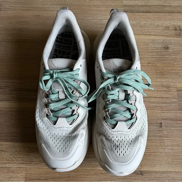 KEEN Walking Shoes Women Size 8 Wk450 Birch Peach Parfait Contoured Fit Eco