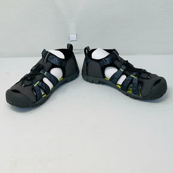 KEEN**SEACAMP II CNX**GRAY Waterproof Shoes***US 5***$80